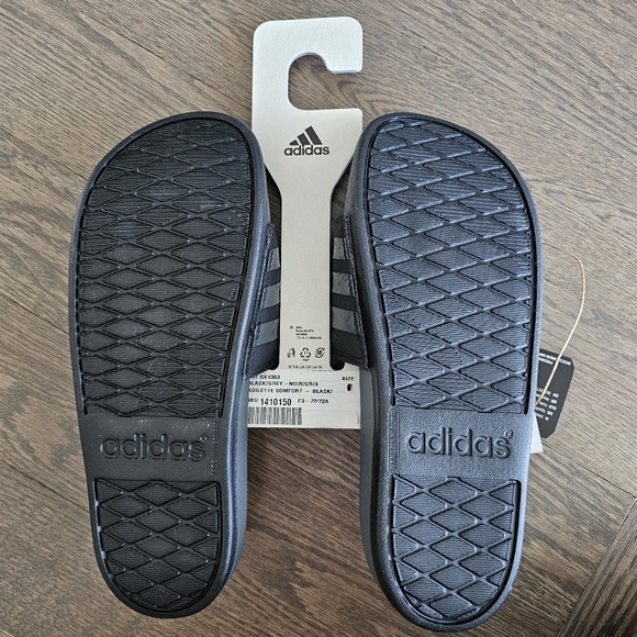 adidas - Women's Adilette Comfort Slides (GX4303) - Picture 5 of 8